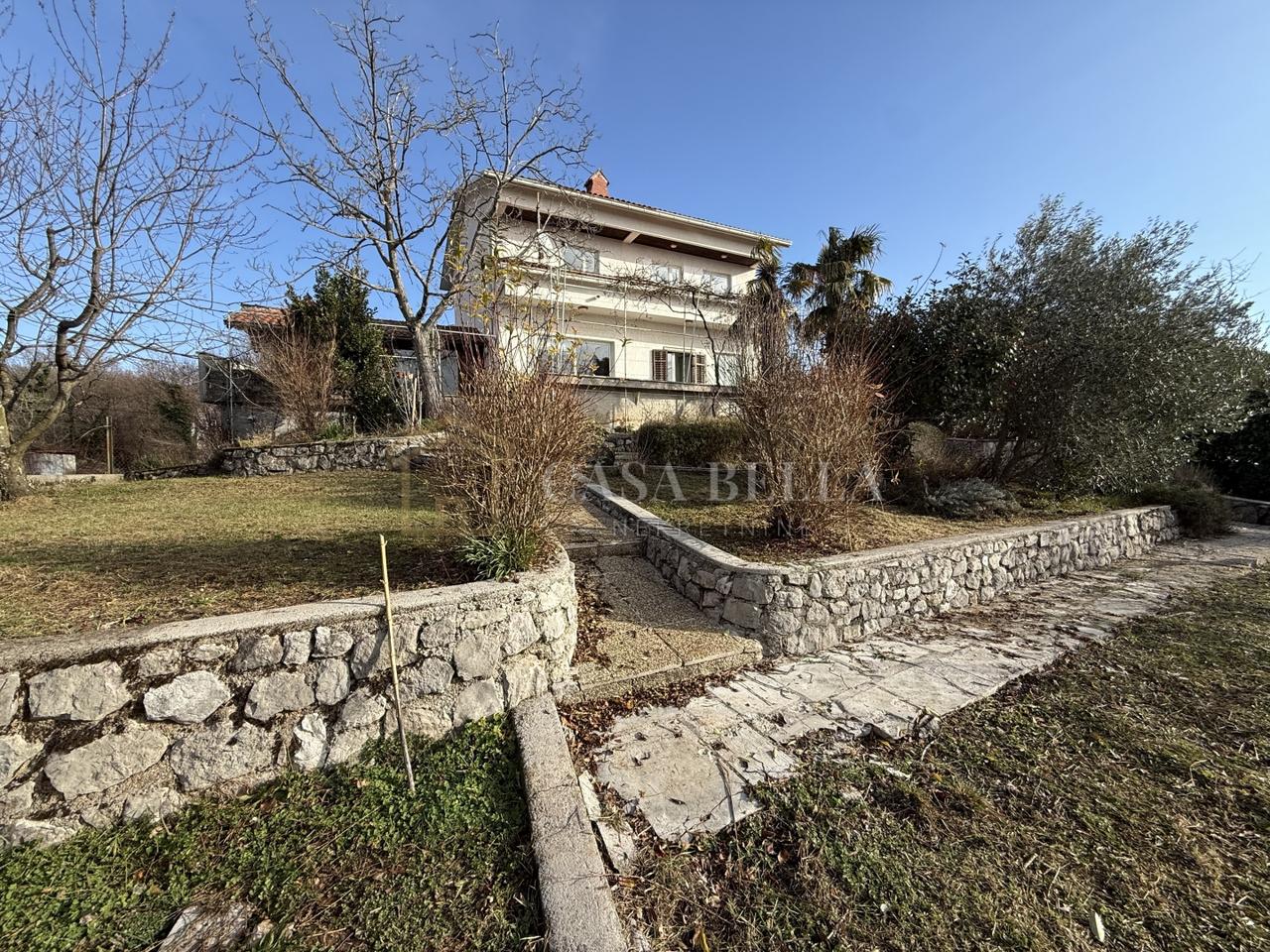 House u Viškovu, 382.08m², 8 soba, slika 5