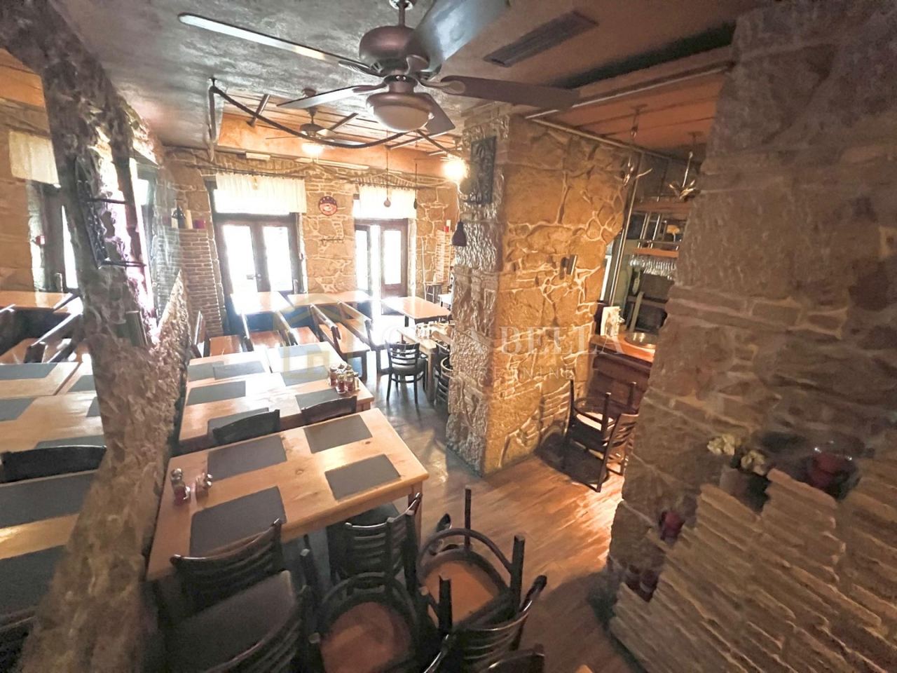 Commercial Space u Crikvenici, 84.5m²