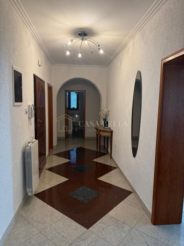 Stan u Opatiji, 180m², 4 sobe, slika 3