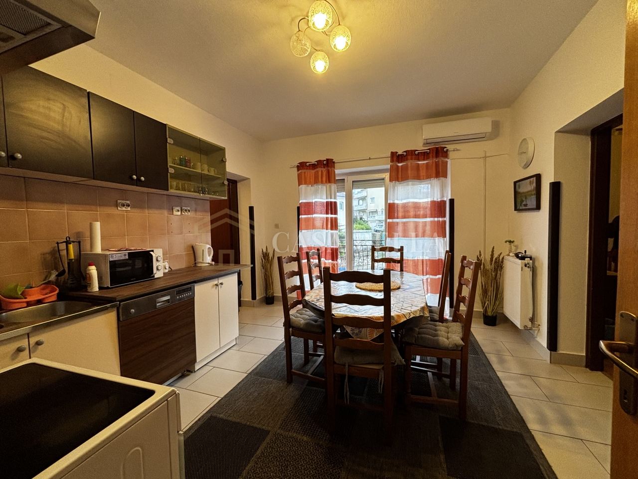 Appartamento u Novi Vinodolskiu, 120m², 4 sobe
