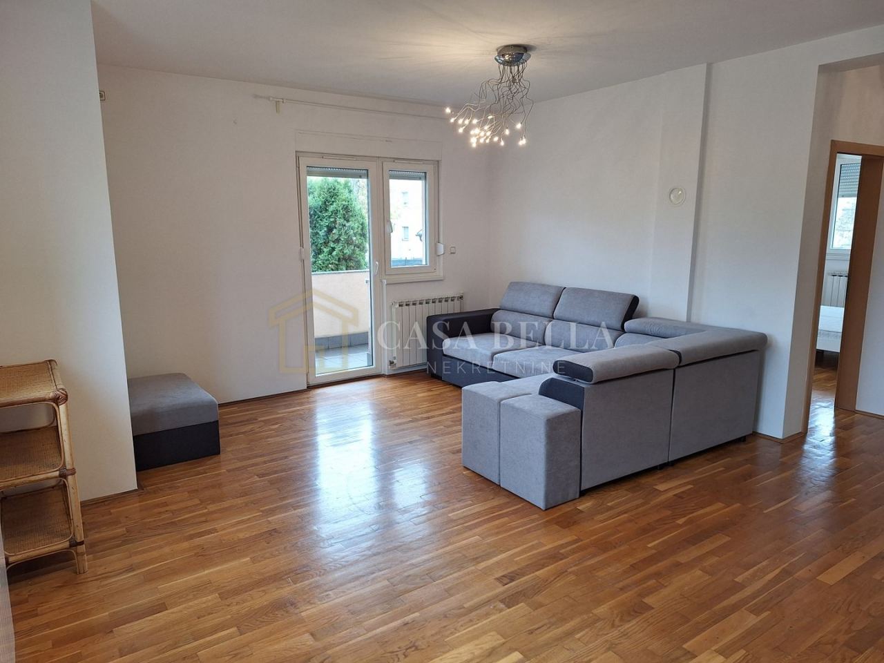 Wohnung u Zagrebu, 100m², 2 sobe