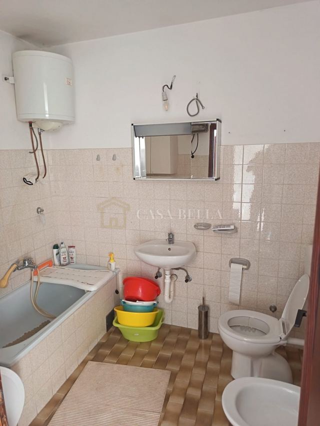 Kuća u Rabu, 88m², 4 sobe, slika 4