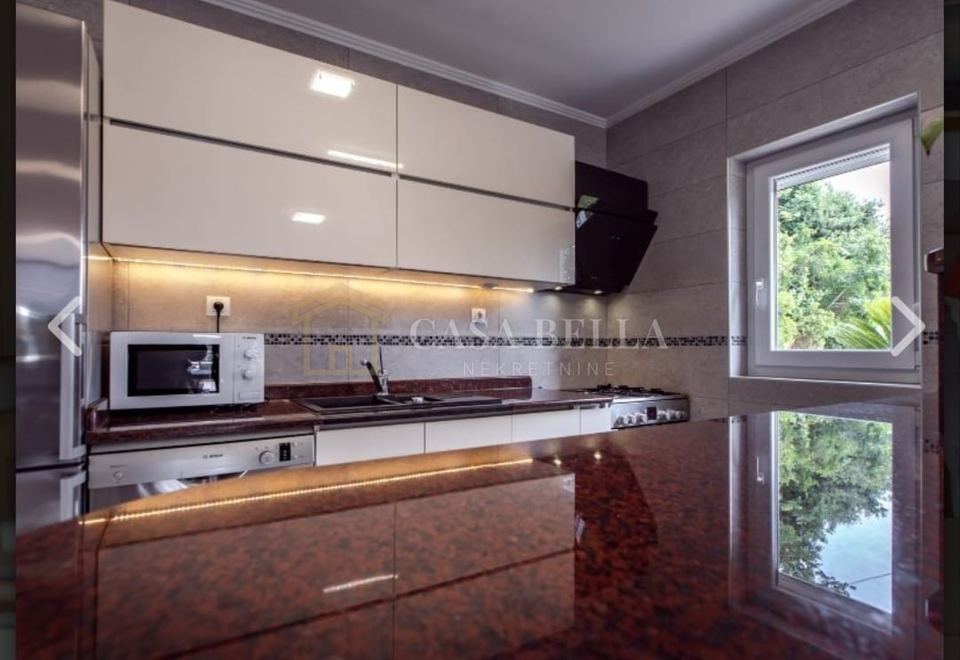 Stan u Rabu, 100m², 3 sobe, slika 4