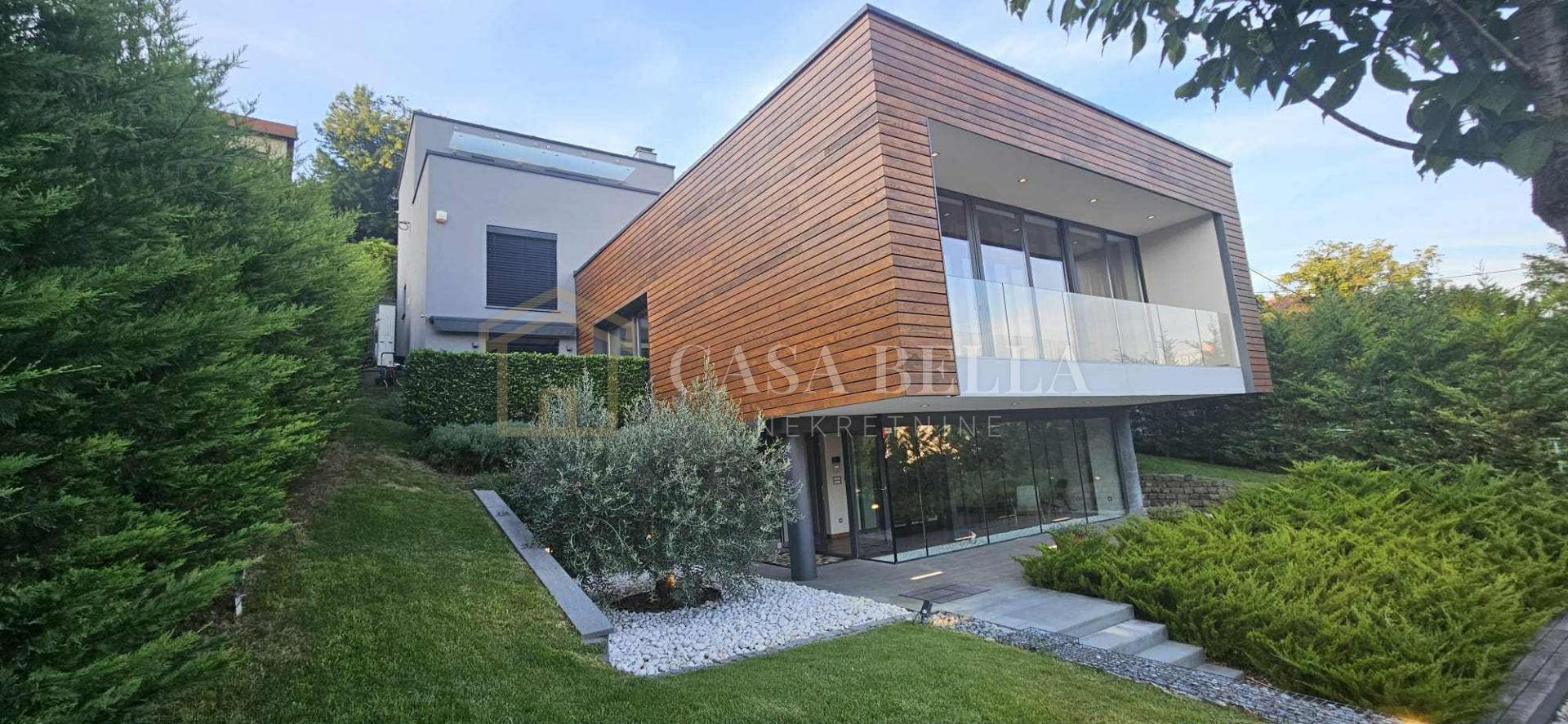 Casa u Zagrebu, 440m², 3 sobe, slika 3