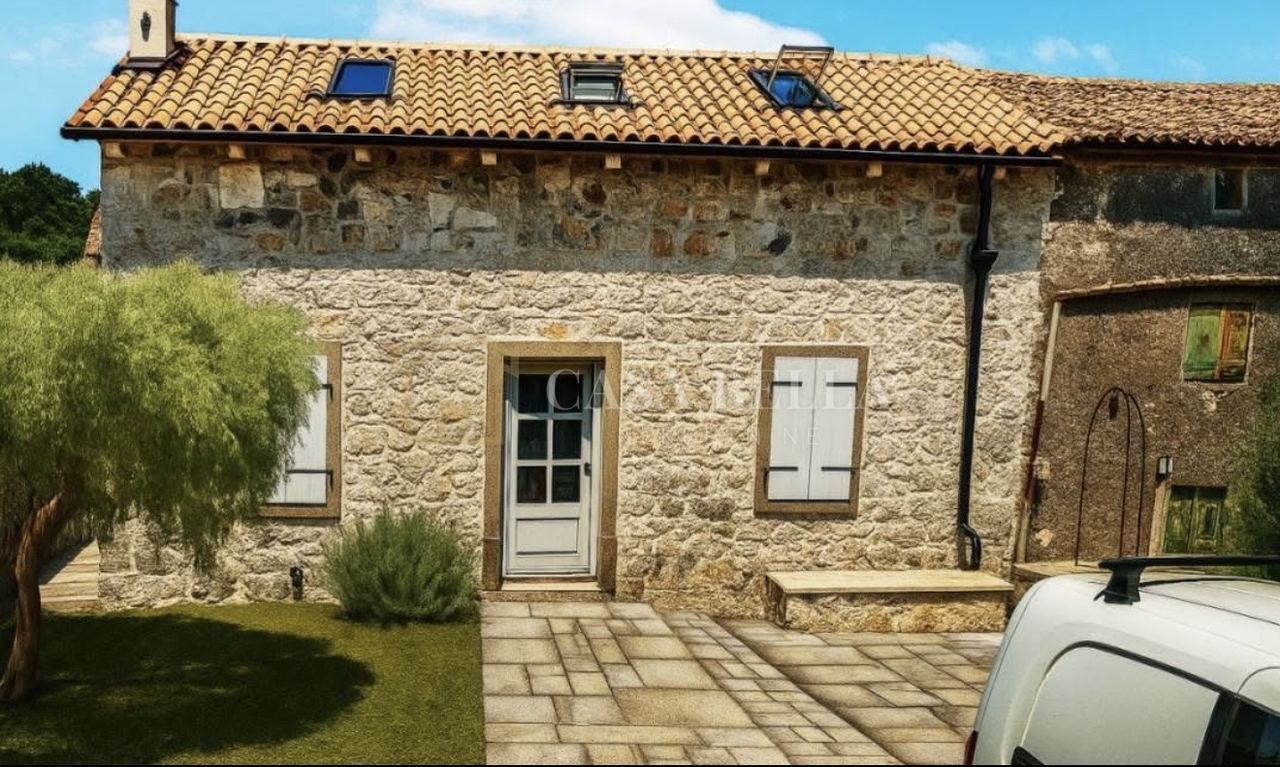 Kuća u Labinu, 90m², 2 sobe