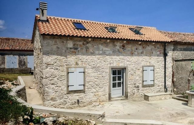 Kuća u Labinu, 90m², 2 sobe, slika 2