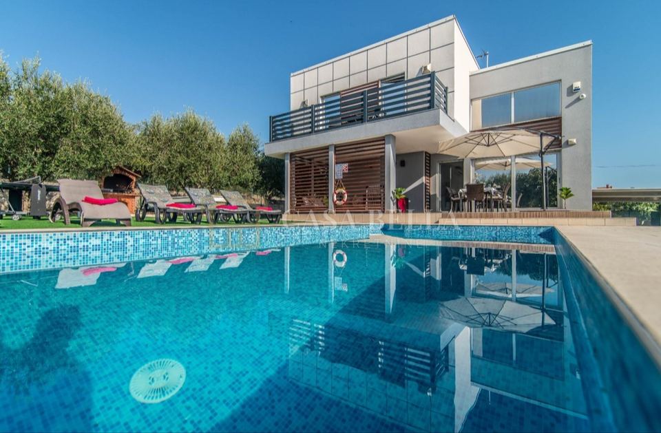 Kuća u Vodnjanu, 173m², 3 sobe