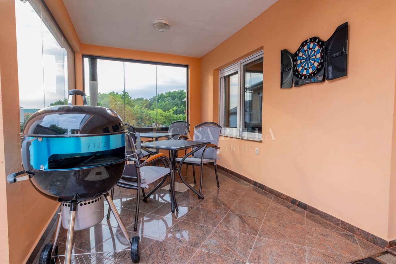 Haus u Novi Vinodolskiu, 160m², slika 2