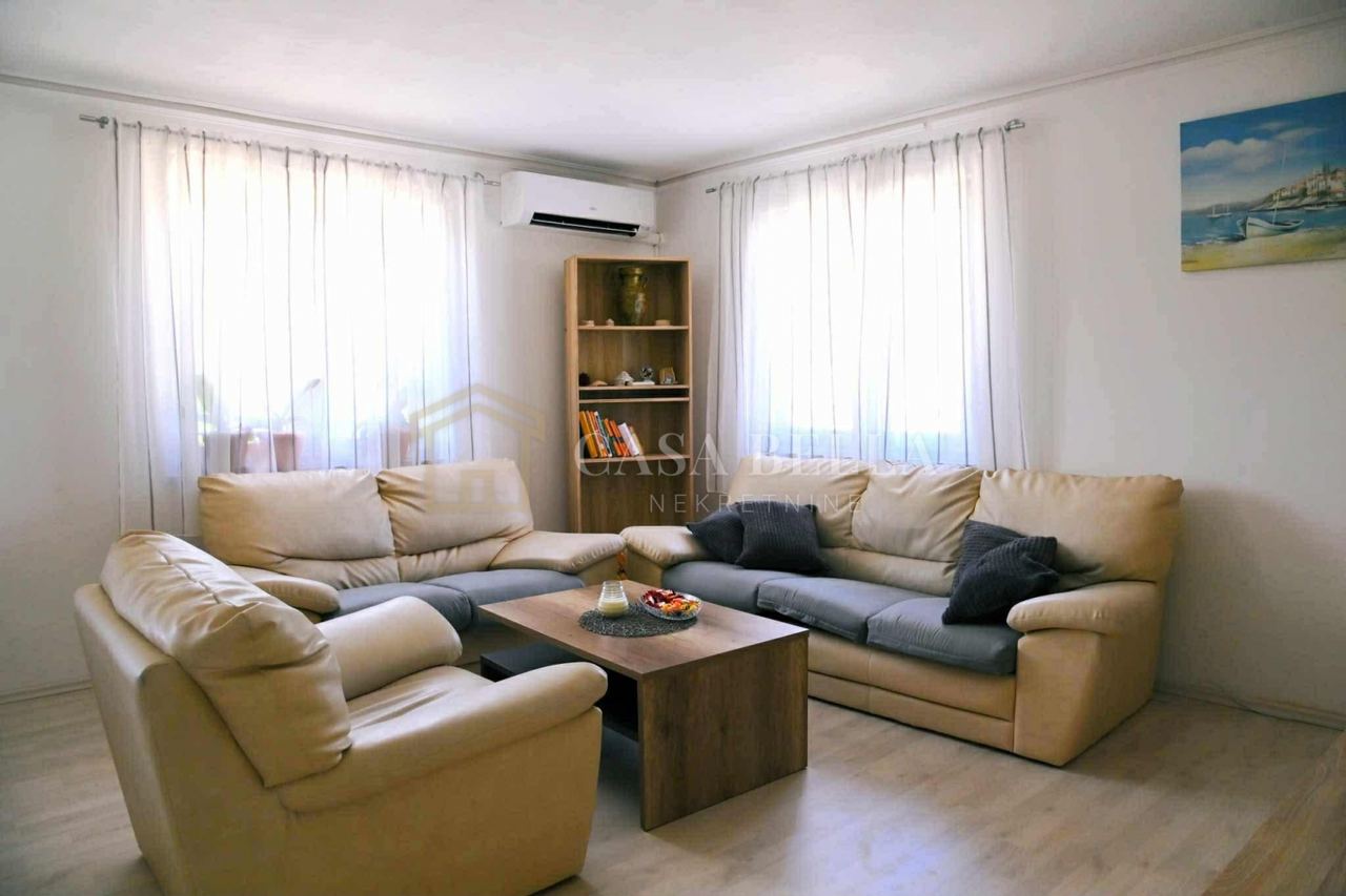 Haus u Dobrinju, 160m², 4 sobe, slika 5