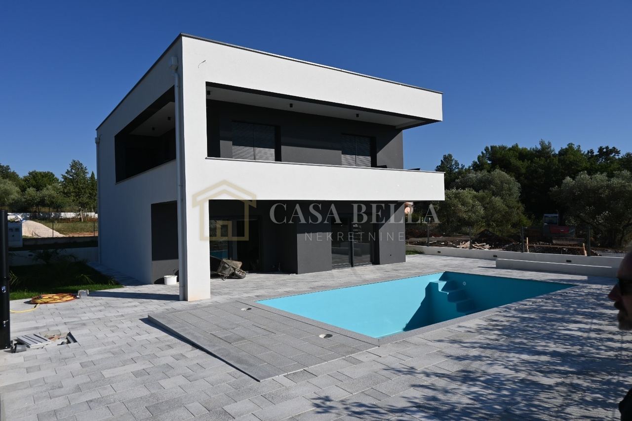 Haus u Buju, 149m², 4 sobe, slika 3