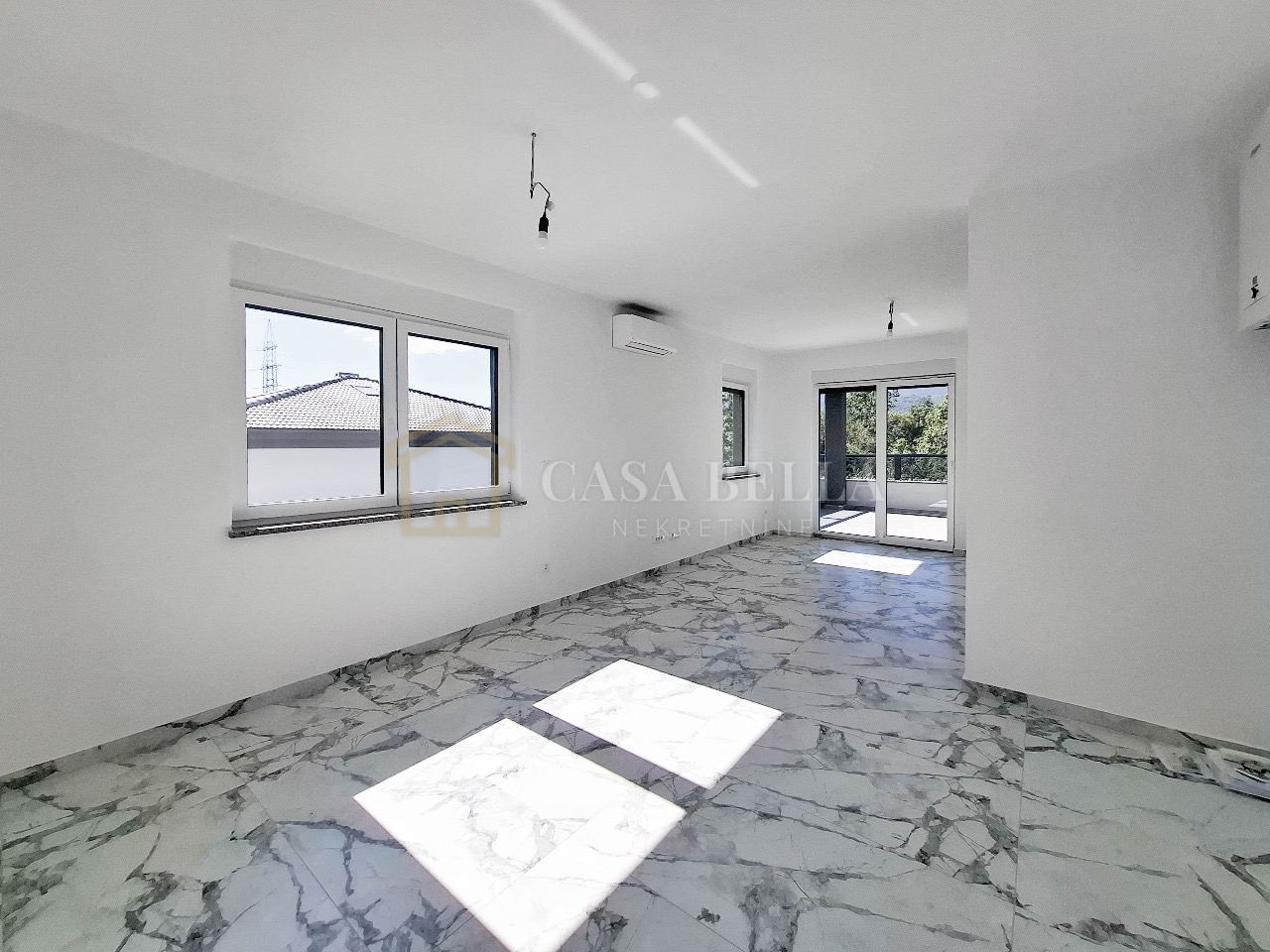 Stan u Matuljiu, 85m², 2 sobe, slika 2