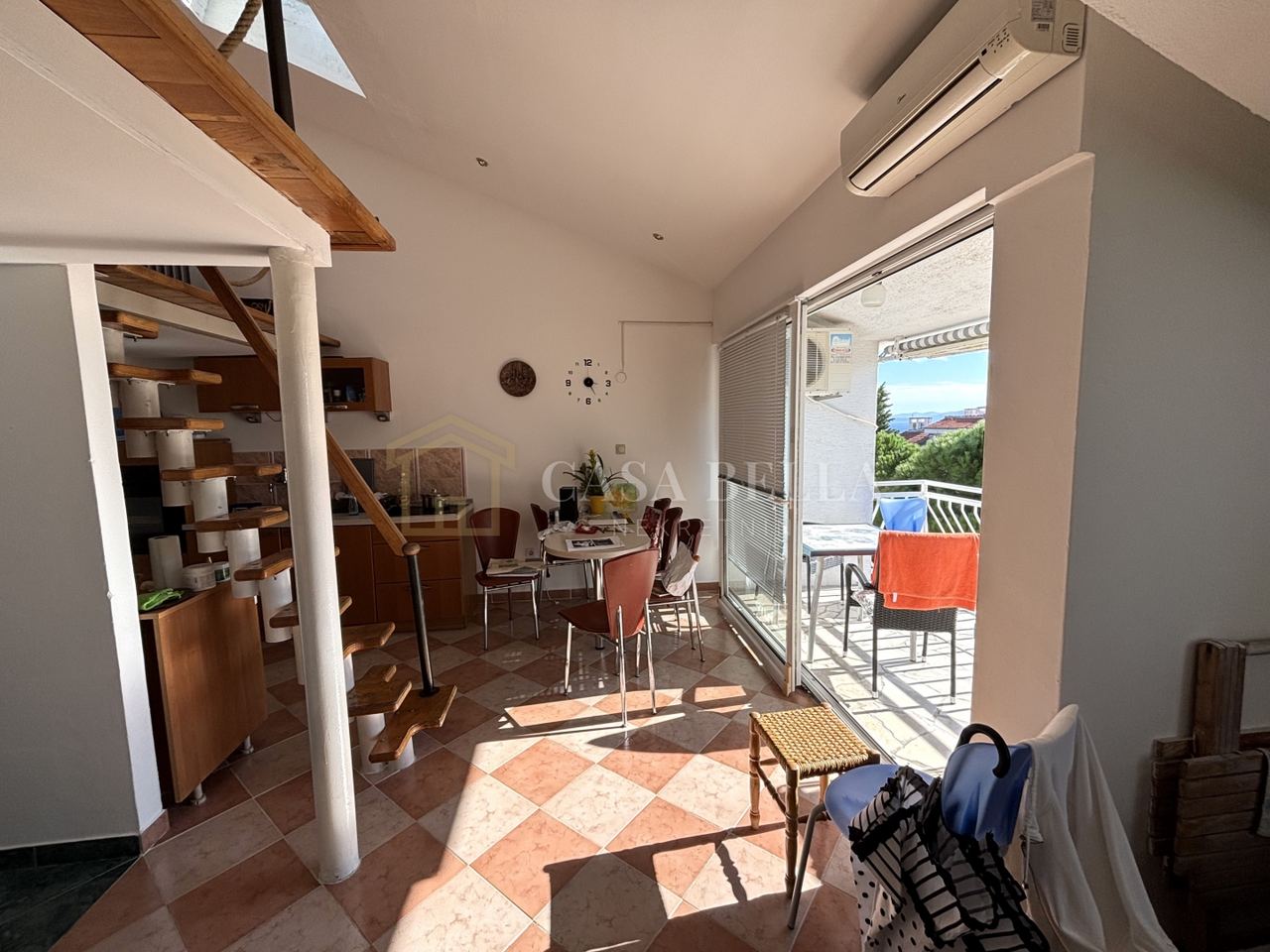 Appartamento u Novi Vinodolskiu, 65.71m², 2 sobe
