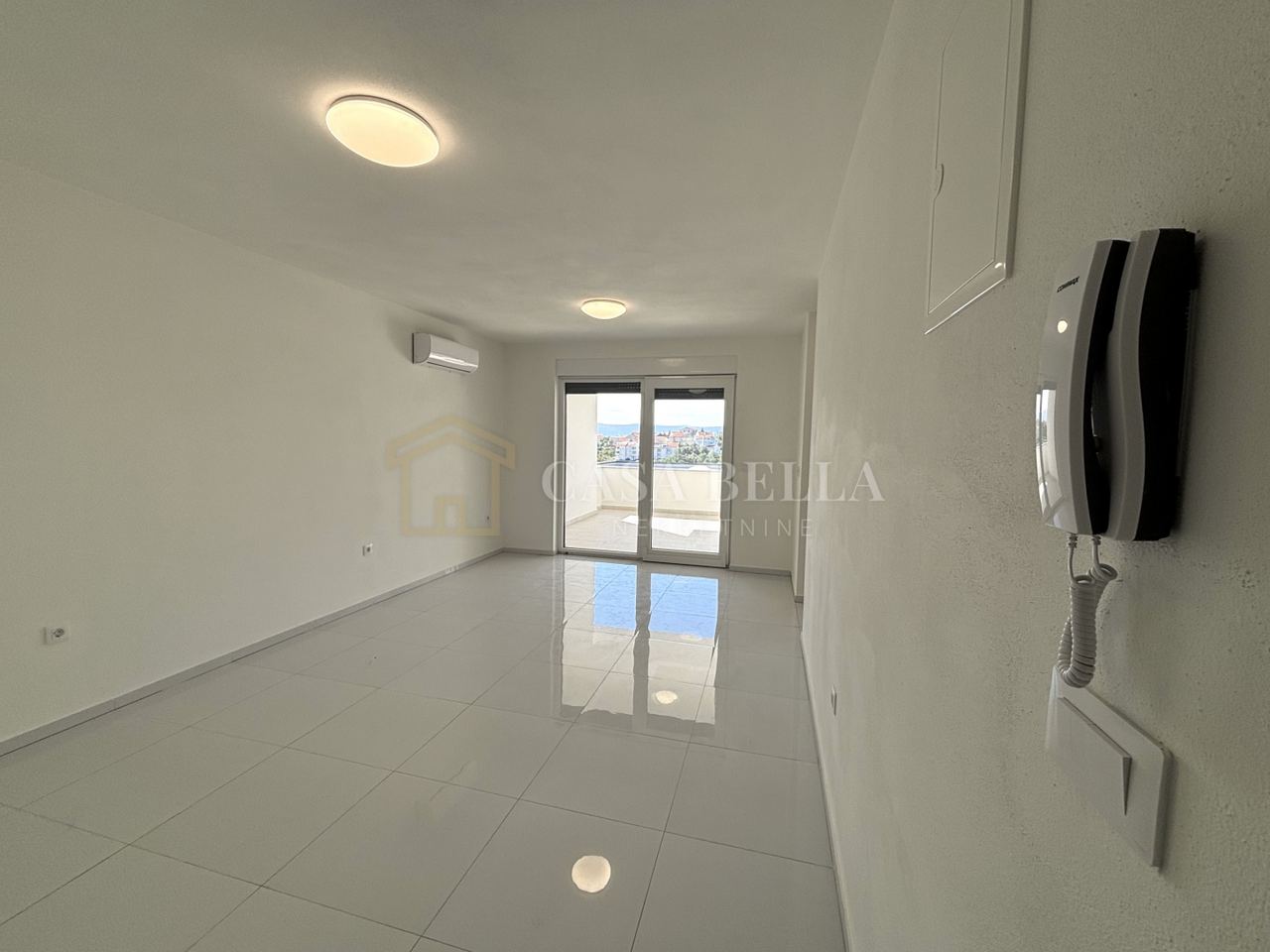 Stan u Novi Vinodolskiu, 63.52m², 2 sobe