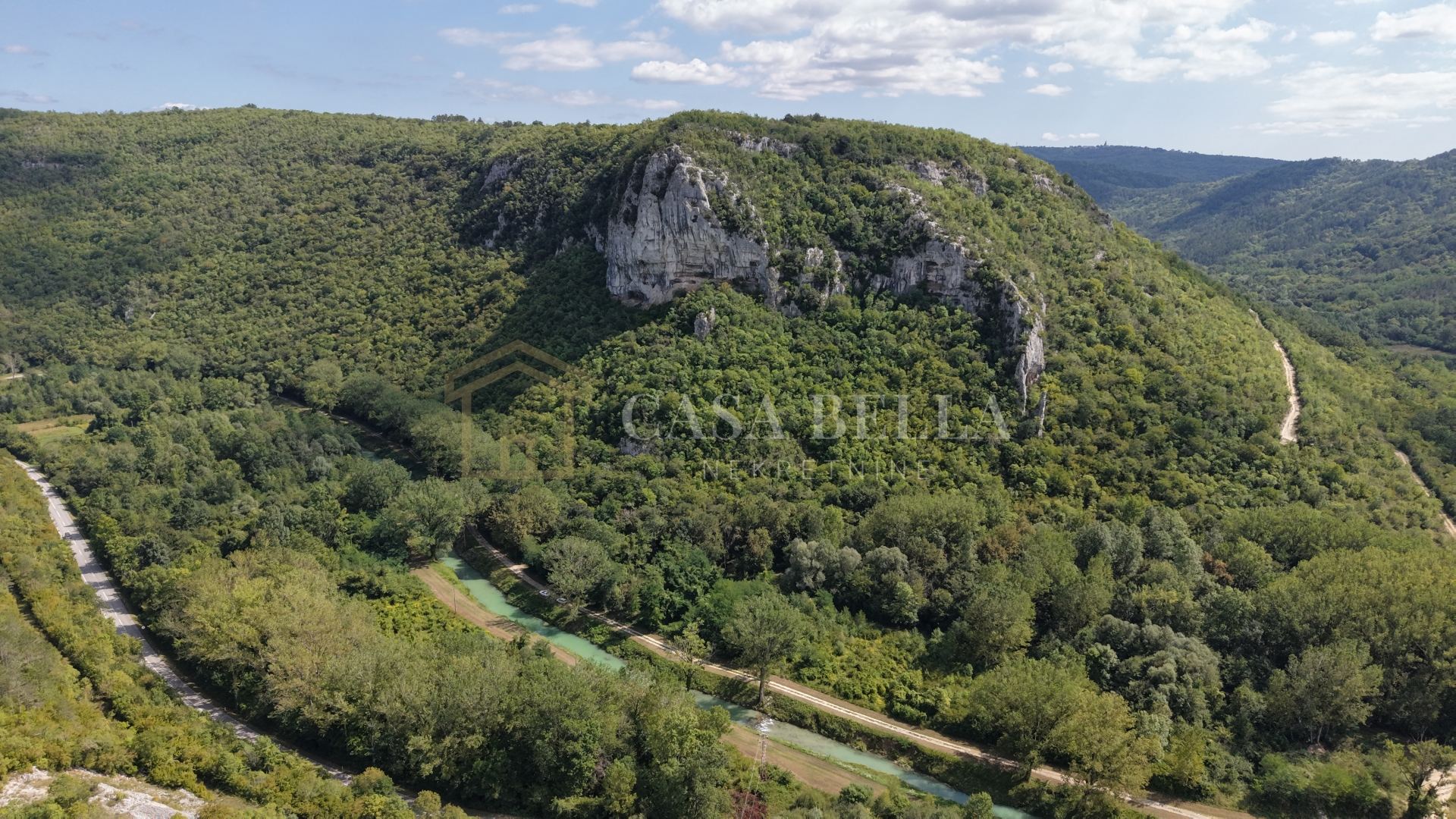 Zemljište u Buzetu, 1002m², slika 2