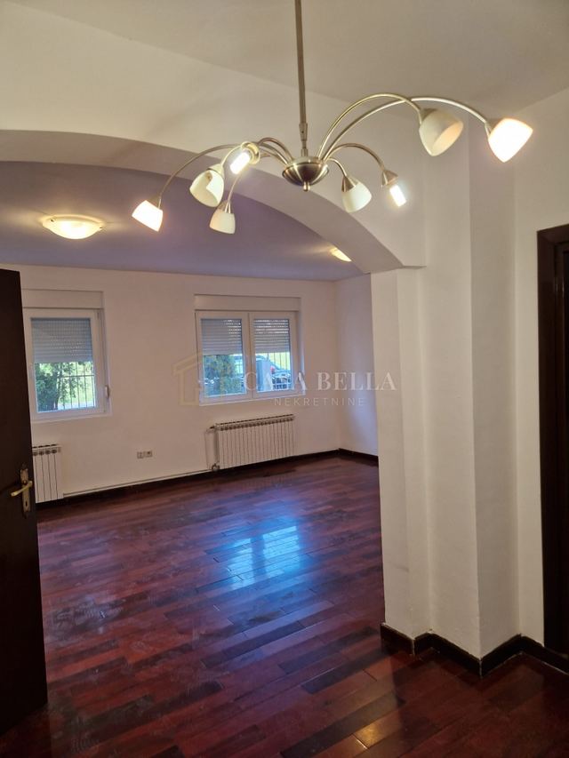 House u Zagrebu, 300m², slika 2