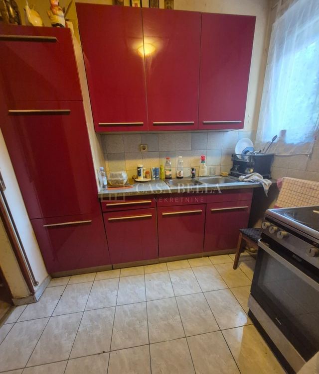 Apartment u Čavlama, 230m², 7 soba, slika 2