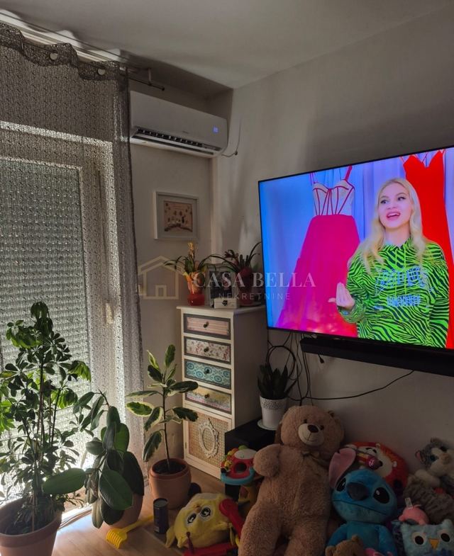 Apartment u Čavlama, 230m², 7 soba, slika 5