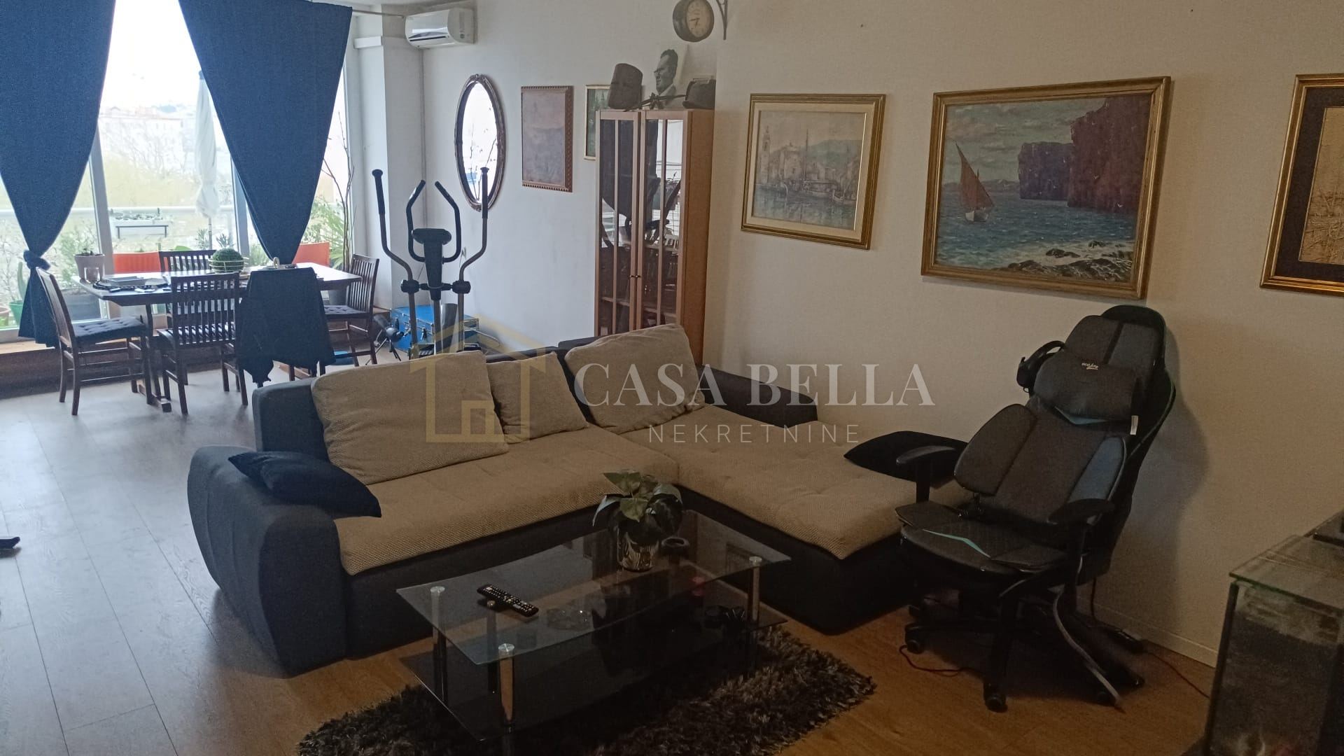 Apartment u Splitu, 135m², 3 sobe