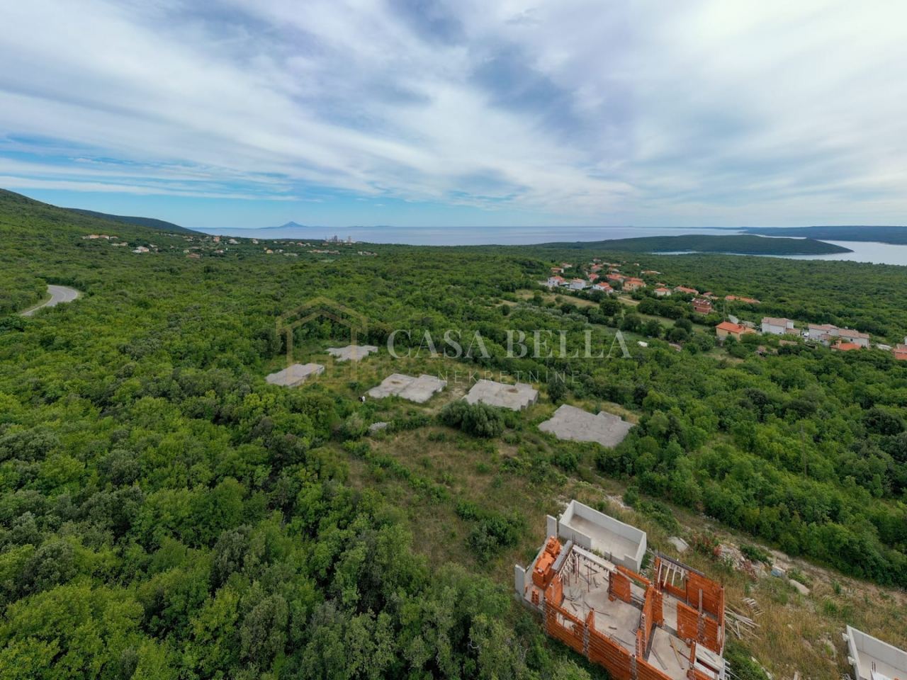 Grundstück u Labinu, 11000m², slika 5