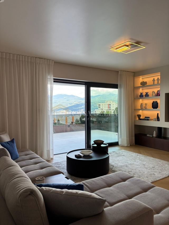 Apartment u Rijeci, 125m², 2 sobe, slika 5