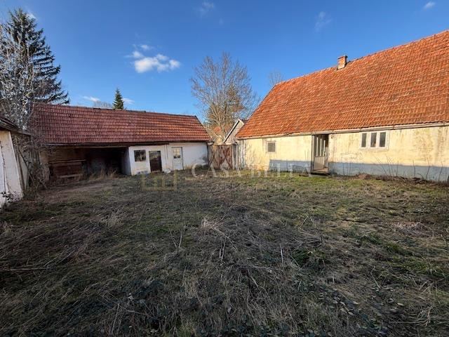 Kuća u Plaškiu, 300m², 5 soba, slika 3