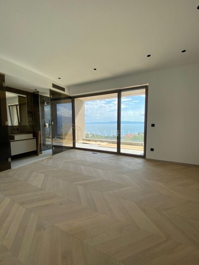Casa u Kostreni, 250m², 3 sobe, slika 3