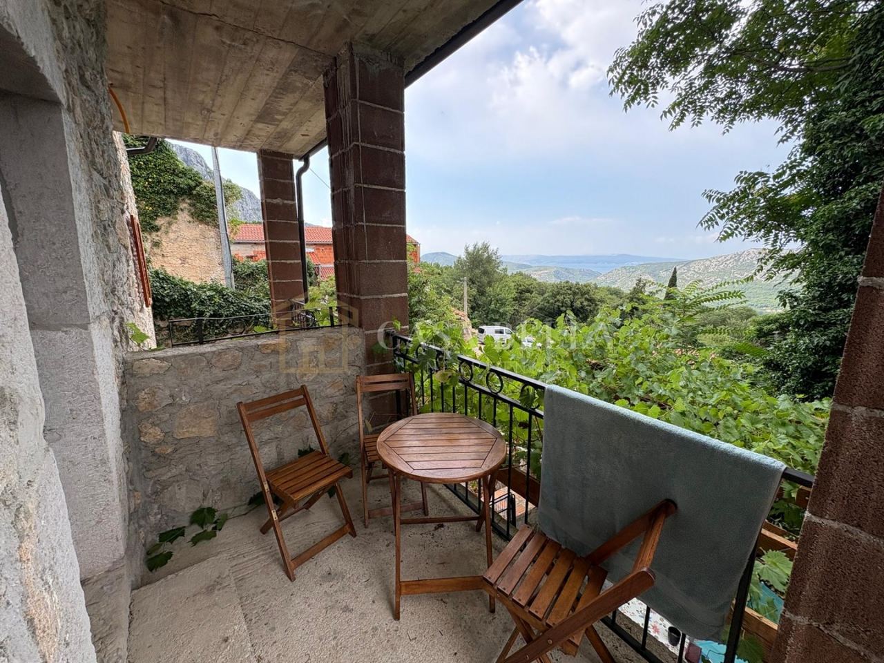 Haus u Vinodolskoj općini, 51m², 2 sobe