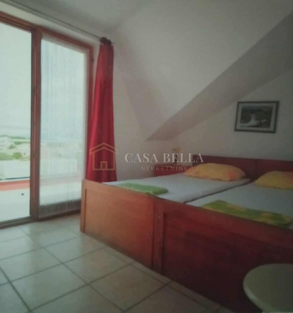 House u Dobrinju, 400m², 8 soba, slika 5