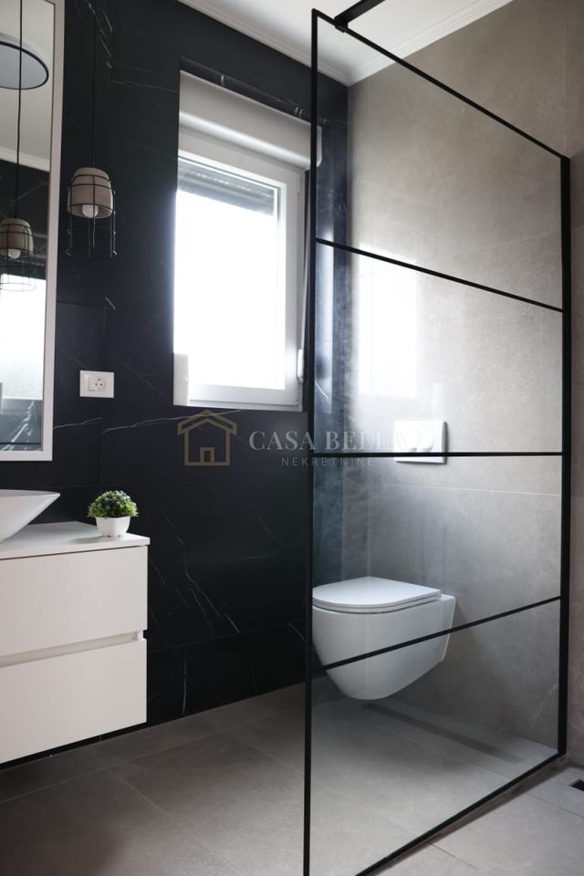 Haus u Kraljevici, 184m², 5 soba, slika 5