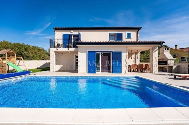 Casa u Dobrinju, 185m², slika 2