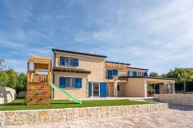 Casa u Dobrinju, 300m², 5 soba, slika 3