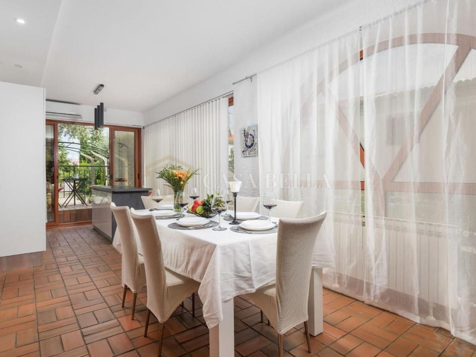 House u Krku, 250m², 8 soba, slika 4