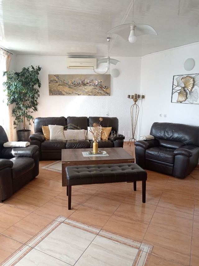 Casa u Kastavu, 379m²