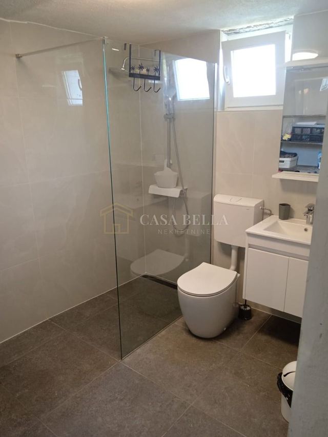 Casa u Kastavu, 379m², slika 4