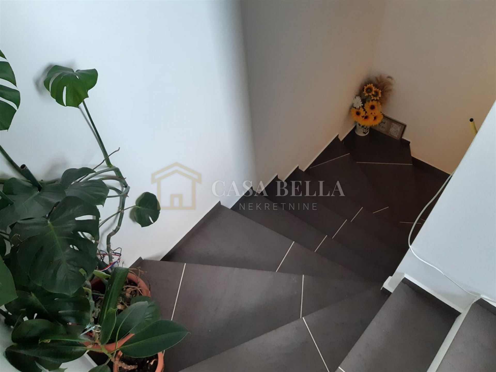 Haus u Bakaru, 150m², 4 sobe, slika 4