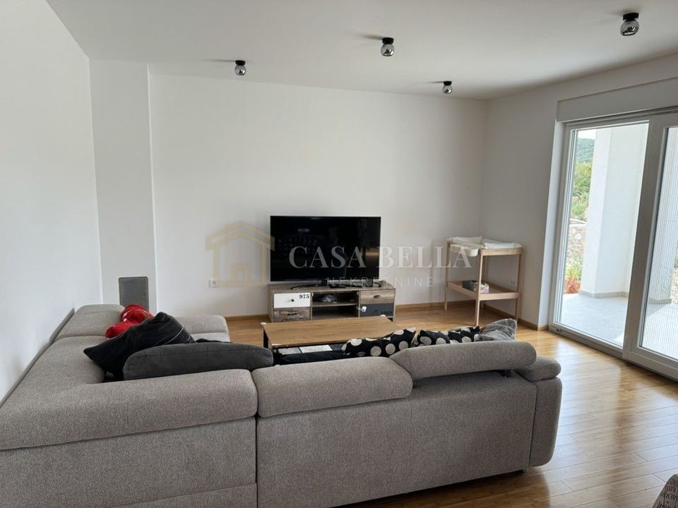 Haus u Vrbniku, 152m², 4 sobe, slika 4