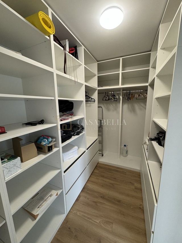 Haus u Vrbniku, 152m², 4 sobe, slika 5