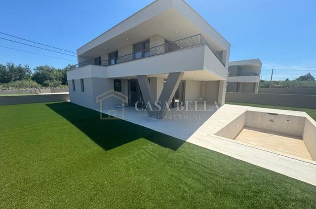 House u Dobrinju, 199m², 3 sobe
