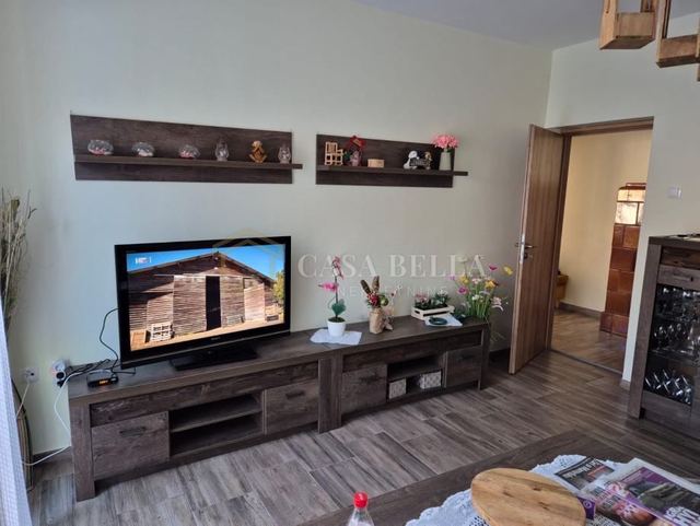 Wohnung u Vrbovsku, 60m², 2 sobe