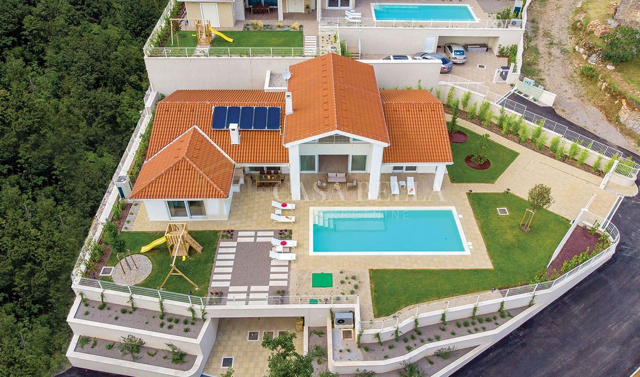 Casa u Opatiji, 400m², 4 sobe, slika 2