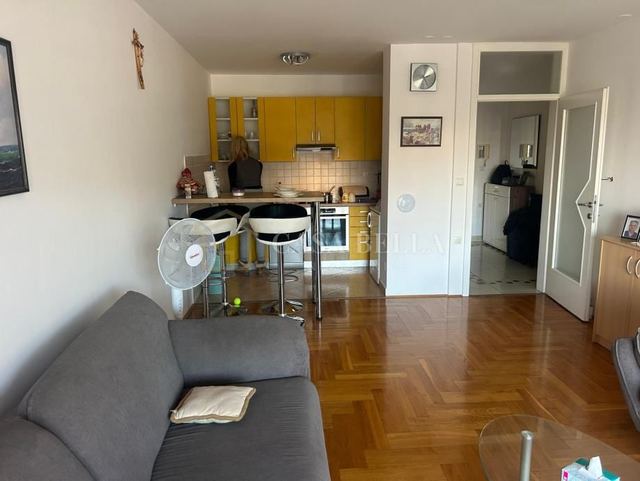 Appartamento u Crikvenici, 61m², 1 soba, slika 4