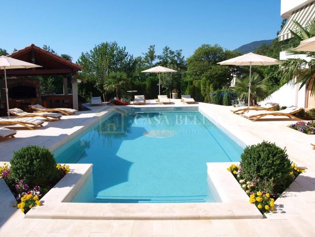 Casa u Opatiji, 505m², slika 2