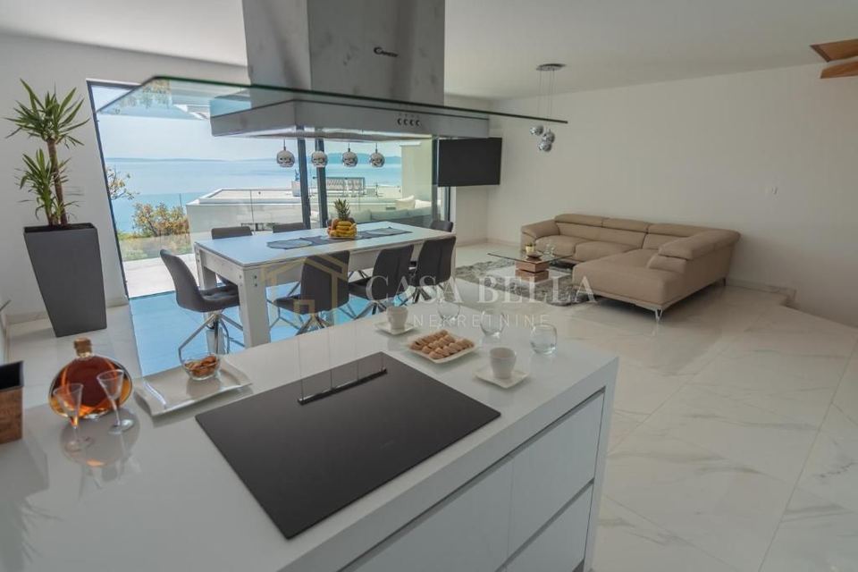 Casa u Opatiji, 250m², slika 2