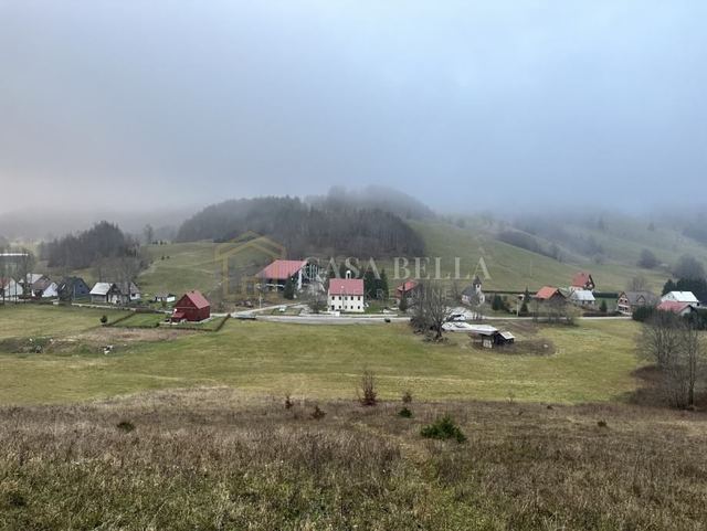 Land u Mrkopalju, 1300m², slika 2