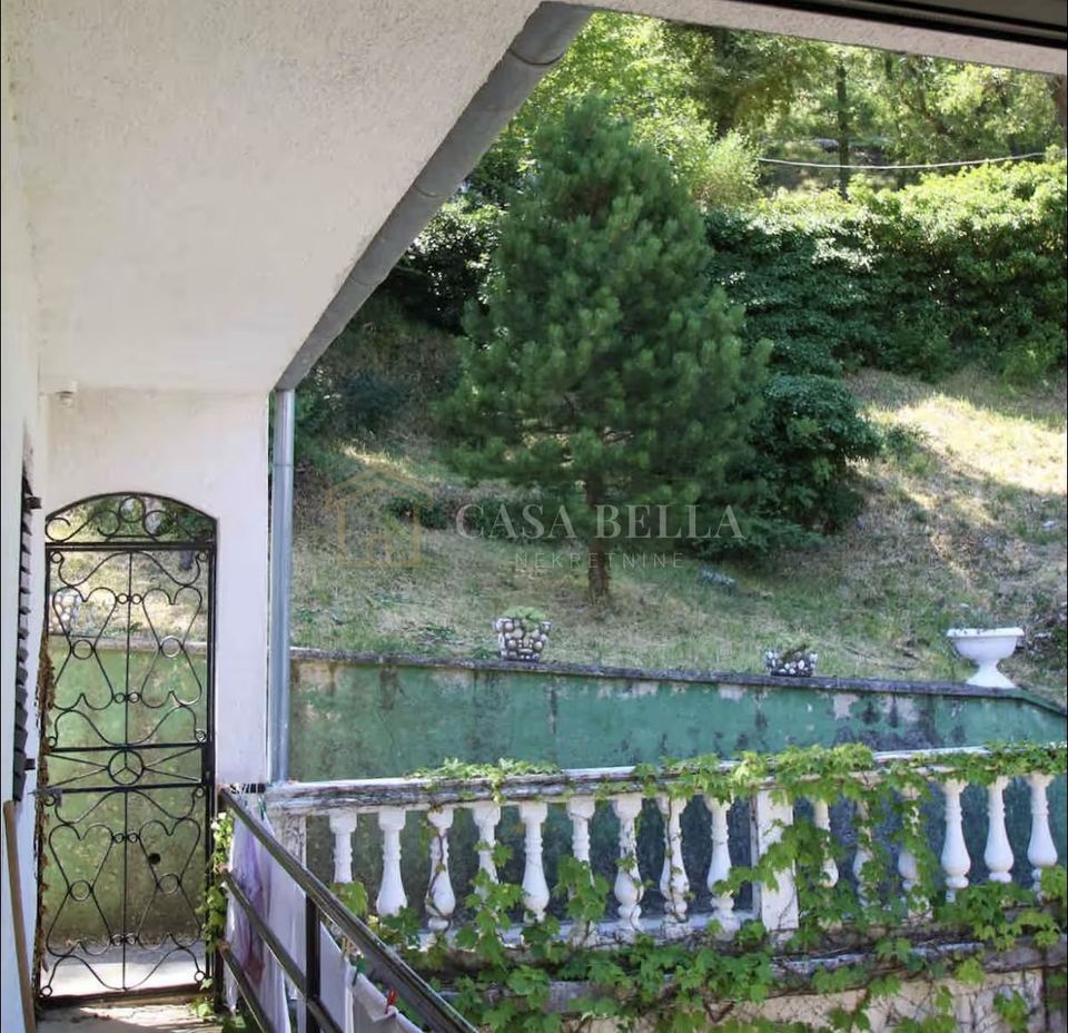 Casa u Vinodolskoj općini, 110m², 6 soba, slika 2