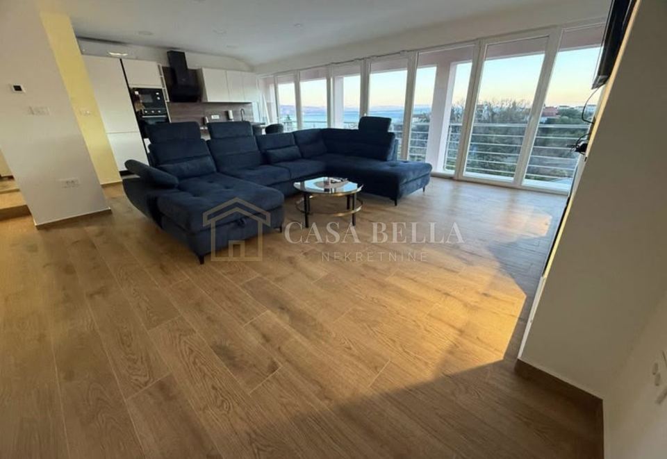 Stan u Matuljiu, 100m², 2 sobe, slika 3