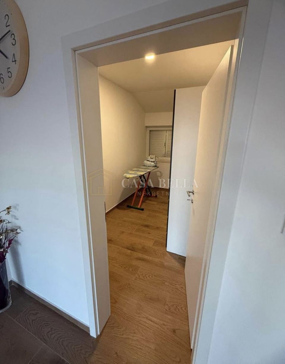 Stan u Matuljiu, 100m², 2 sobe, slika 5