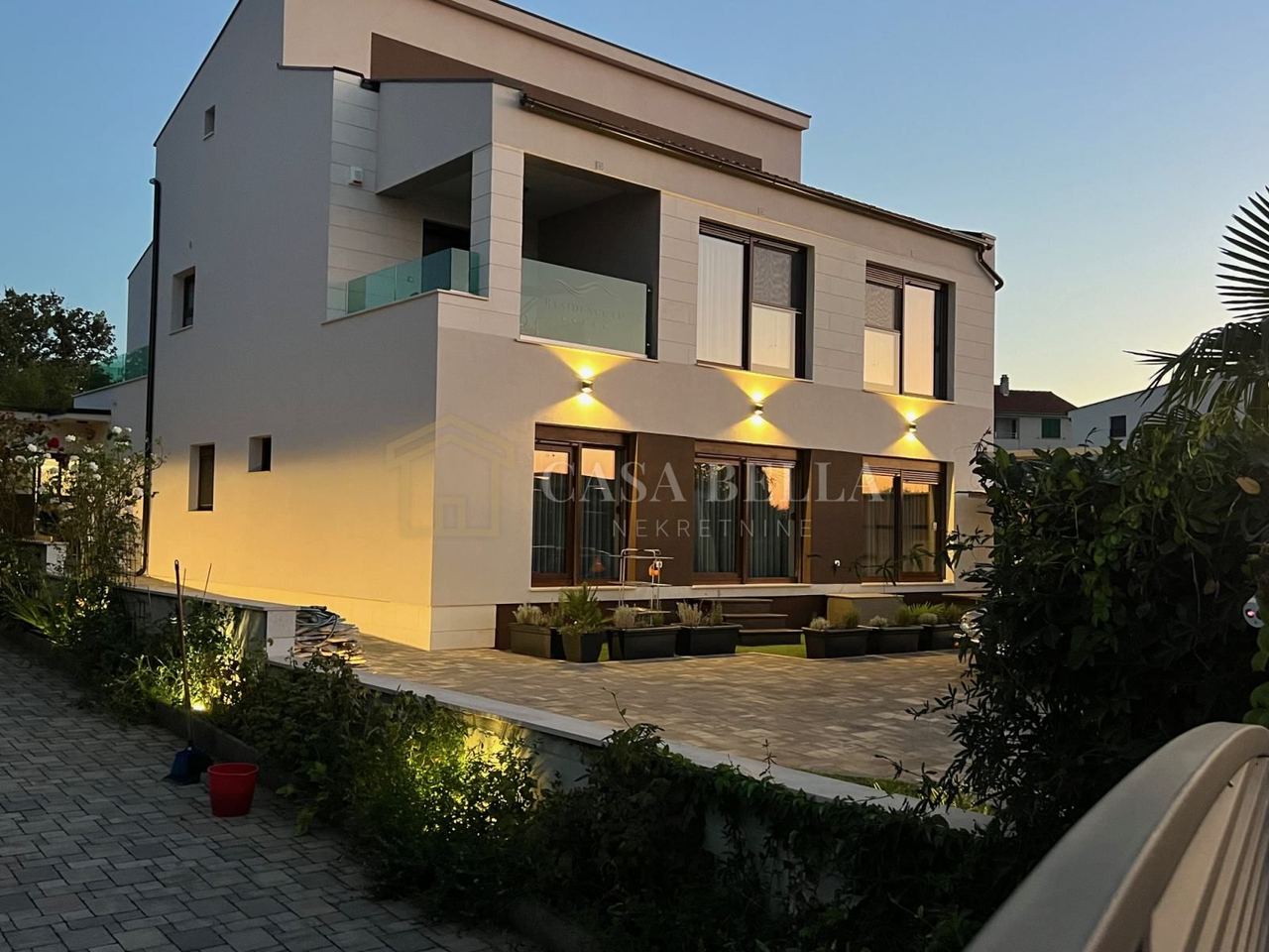 House u Malinskoj – Dubašnici, 400m², slika 2