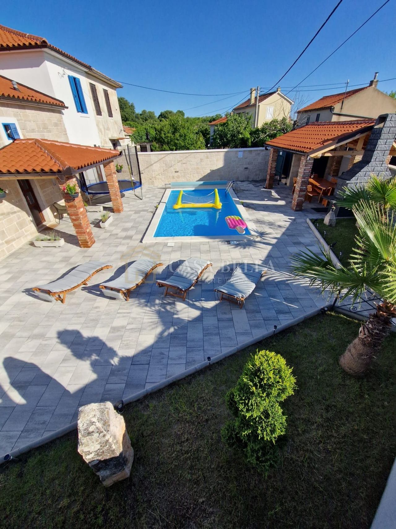 Casa u Dobrinju, 135m², 3 sobe