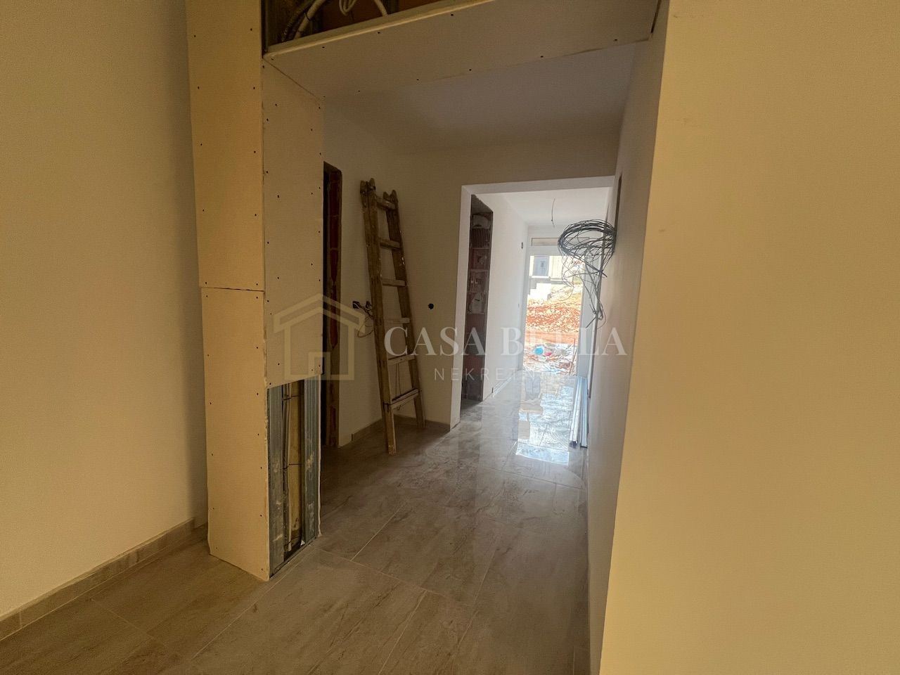 Apartment u Omišalju, 90m², 2 sobe, slika 5